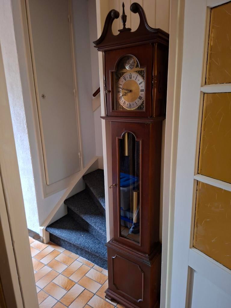 Staande klok, Ophalen