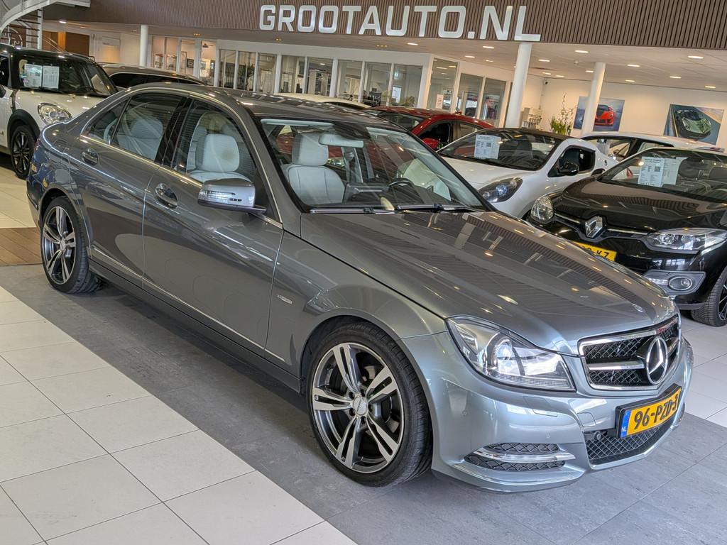 Mercedes-Benz C-Klasse 180 Business Class Elegance Automaat, Auto's, Automaat, Beige, 1796 cc, Origineel Nederlands