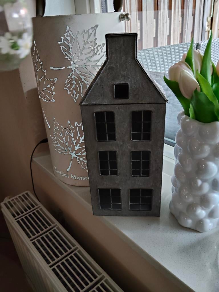 Drie houders voor waxinelichtjes - - kleurrijke meubelen, wanddecoraties en glasobjecten