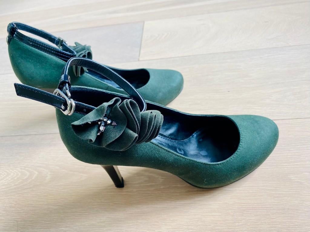 Elegante groene hakken - maat 38, Ophalen of Verzenden, Zo goed als nieuw, Schoenen met hoge hakken, Groen
