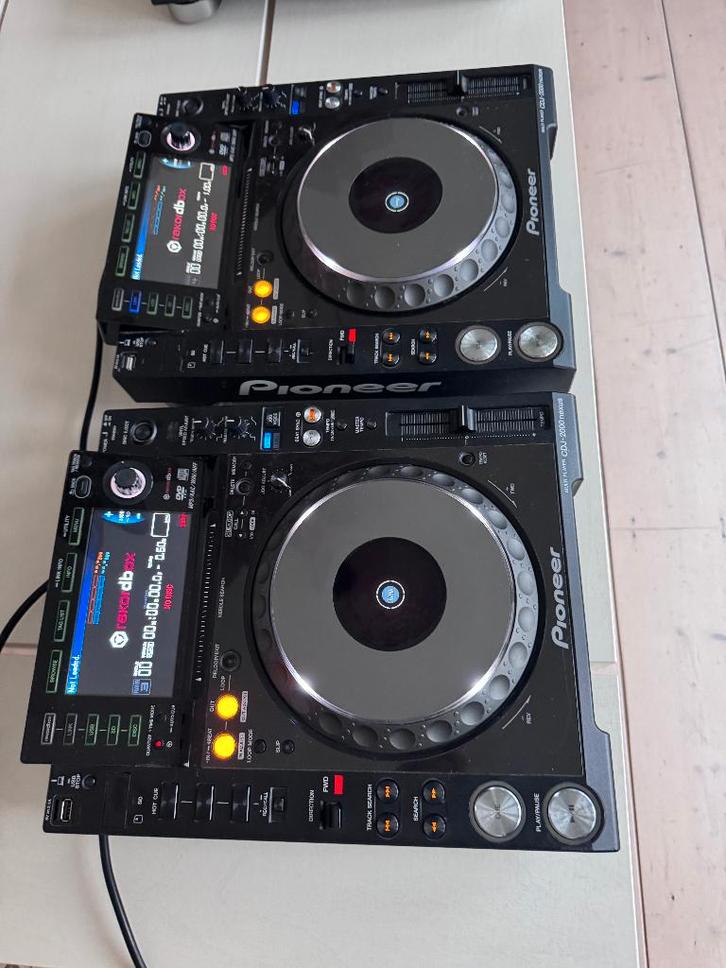 2x Pioneer CDJ-2000 Nexus, Muziek en Instrumenten, Dj-sets en Draaitafels, Zo goed als nieuw, Dj-set, Pioneer, Ophalen of Verzenden