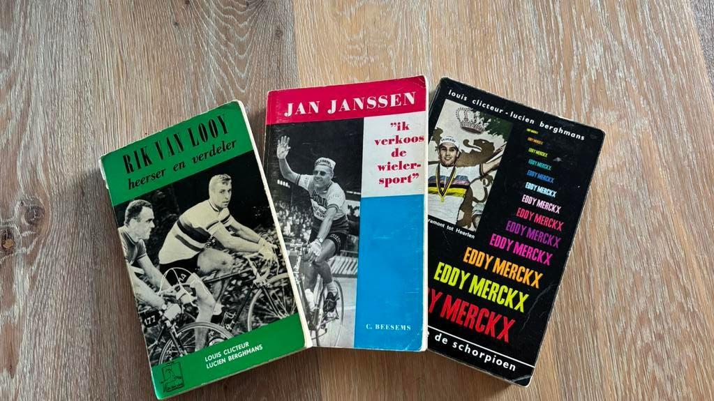 Collecter item - 5 wielerboeken, Ophalen of Verzenden, Gelezen, Lopen en Fietsen