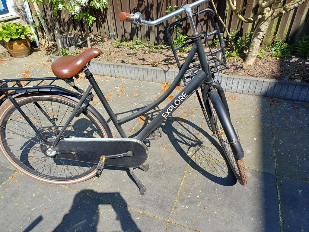 Explore Stadsfiets Damesfiets Zwart met Mand en Slot, Overige merken, Terugtraprem, Gebruikt, Versnellingen