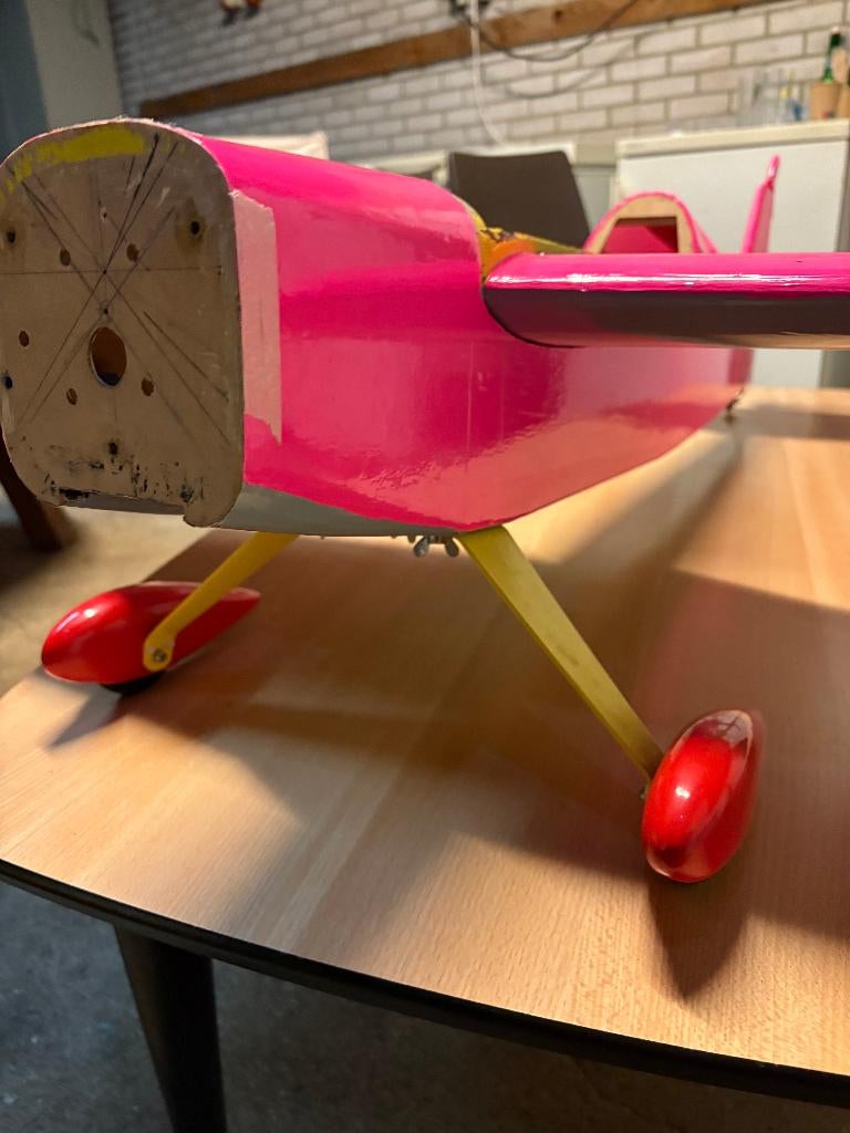 Ekstra 300   euro 30, Hobby en Vrije tijd, Modelbouw | Radiografisch | Vliegtuigen, Ophalen, Gebruikt, Overige typen, RTF (Ready to Fly)