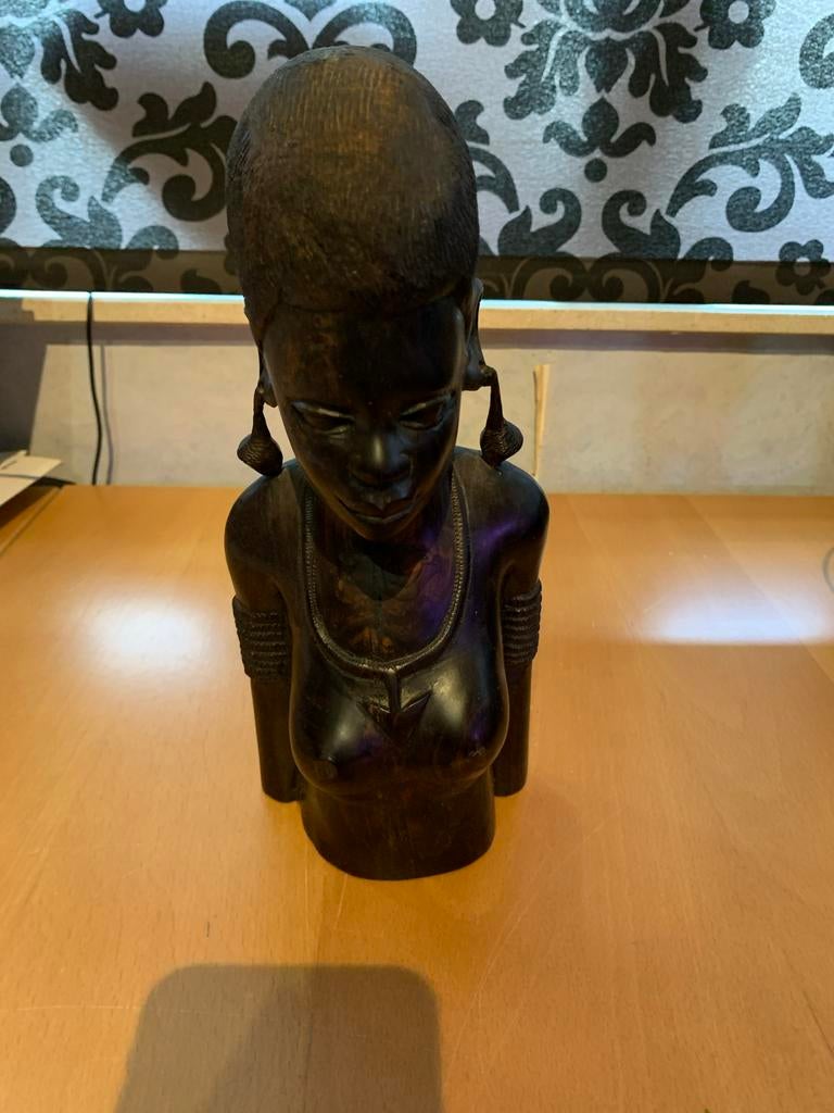 Houten beeld van een vrouw, Ophalen of Verzenden, Handgemaakt, 20 - 50 cm, Beeld