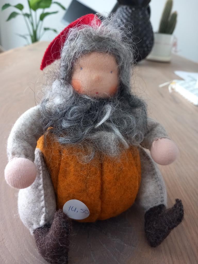 Bolle kabouter 16cm vilt seizoenstafel vrijeschool, Ophalen of Verzenden, Nieuw