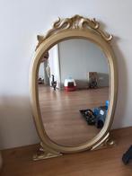 Gouden spiegel met sierlijke lijst, Gebruikt, 100 tot 150 cm, Ophalen of Verzenden, Ovaal
