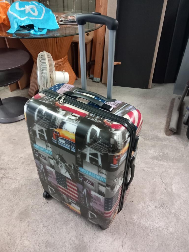 Mooie amerikaanse rol koffer, Ophalen, Hard kunststof, Minder dan 50 cm, Wieltjes