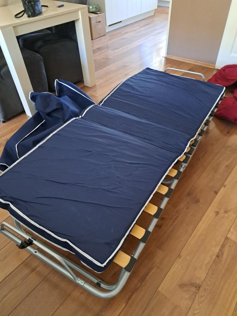 Opklapbed 1 keer gebruikt, Ophalen, Eenpersoons, 190 cm of minder, Zo goed als nieuw