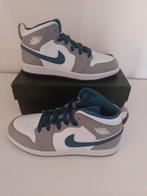 Nike Air Jordan 1 Mid - Maat 35 - Nieuw, Ophalen, Nieuw, Nike, Jongen of Meisje