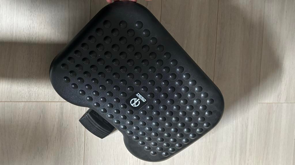 DESQ 60073 voetensteun, Diversen, Bureau-accessoires, Ophalen, Zo goed als nieuw