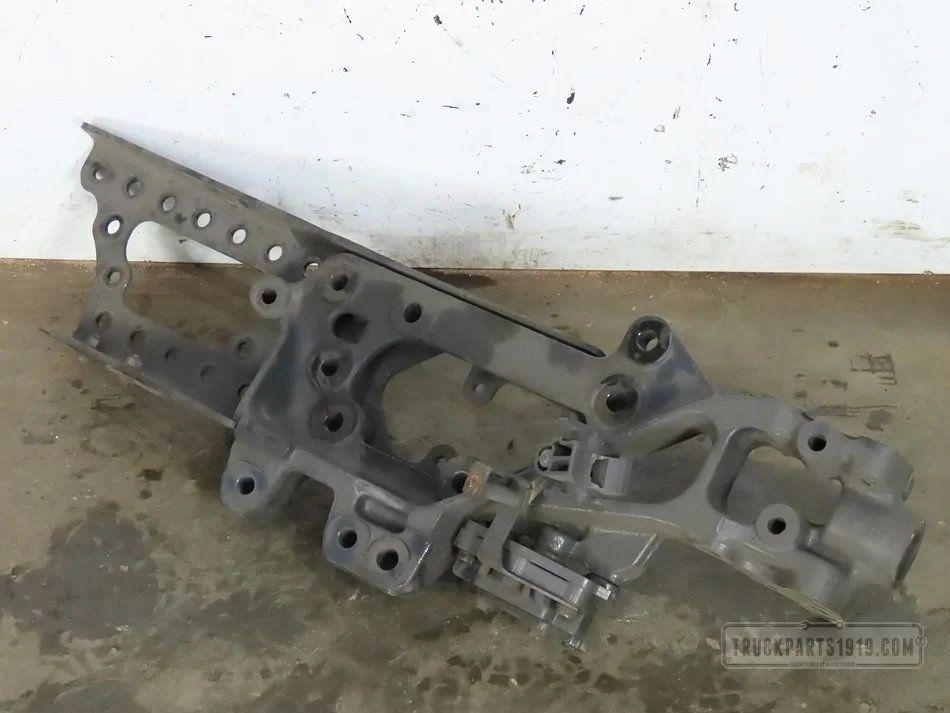 Mercedes-Benz Body & Chassis Parts Chassis steun Re. MB MP4, Ophalen, Gebruikt