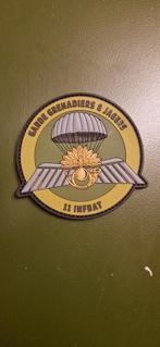 Badge 11infbat luchtmobiele brigade, Ophalen of Verzenden, Landmacht, Nederland, Embleem of Badge