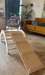 Montessori klimrek / klimboog met glijbaan baby’s & peuters, Ophalen, Zo goed als nieuw