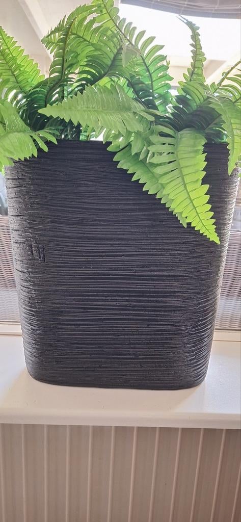 Mooie grote bloempotten 2stuks zwart., Tuin en Terras, Bloempotten, Ophalen, Rond, Kunststof, 40 cm of meer