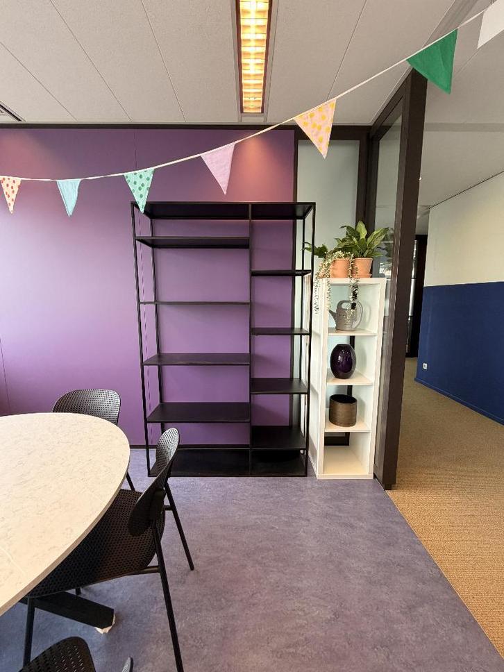 Industriële zwarte kast 195x120x35cm, Huis en Inrichting, Kasten | Stellingkasten, Zo goed als nieuw, Ophalen