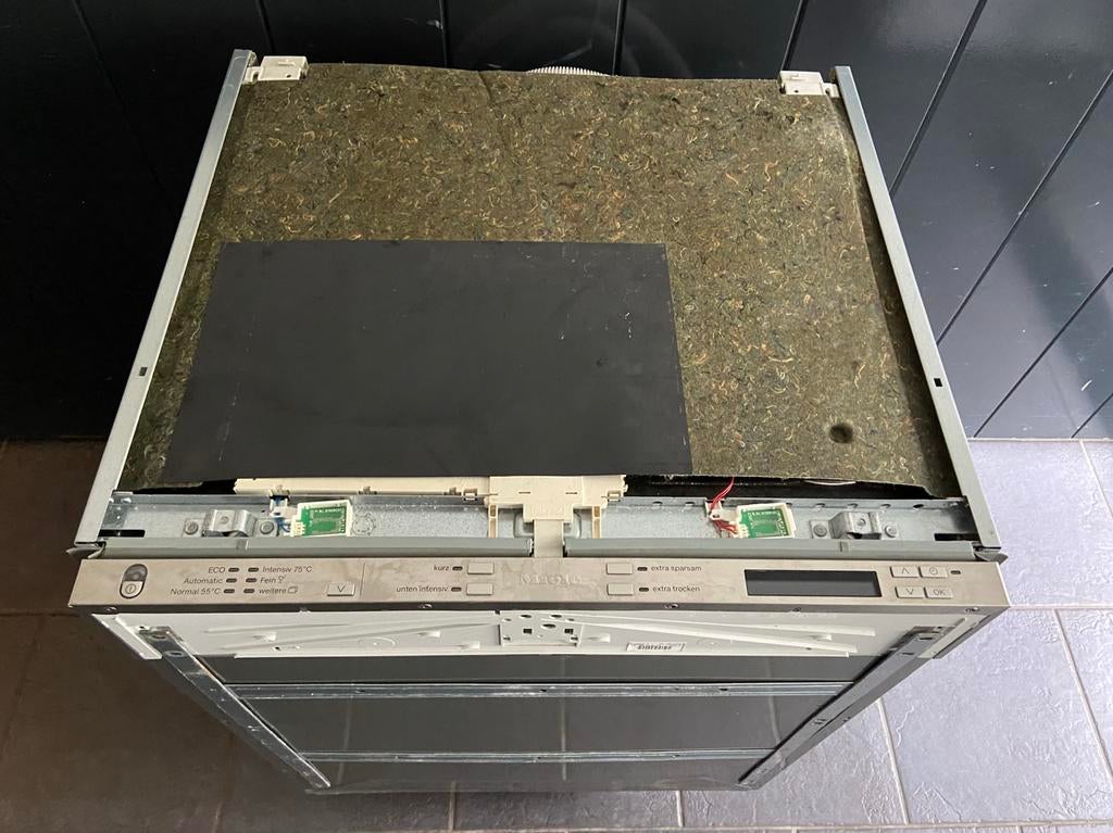 Miele inbouw vaatwasser., Witgoed en Apparatuur, Vaatwasmachines, Zo goed als nieuw, Inbouw, 85 tot 90 cm, 60 cm of meer, 10 tot 14 liter