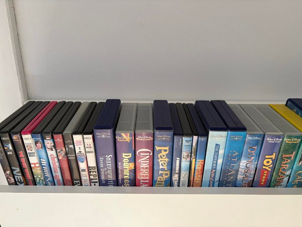 Grote collectie VHS-banden: Disney, The Black Adder en meer, Alle leeftijden, Ophalen, Gebruikt, Actie en Avontuur
