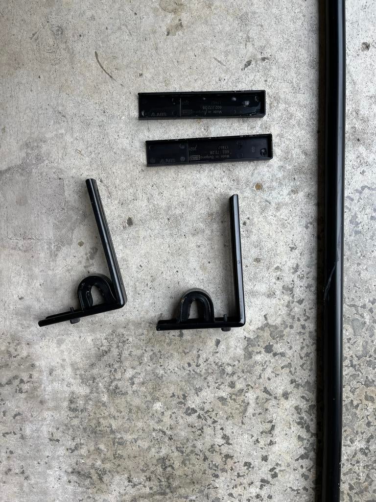 Gratis gordijnrails, Ophalen, Zo goed als nieuw