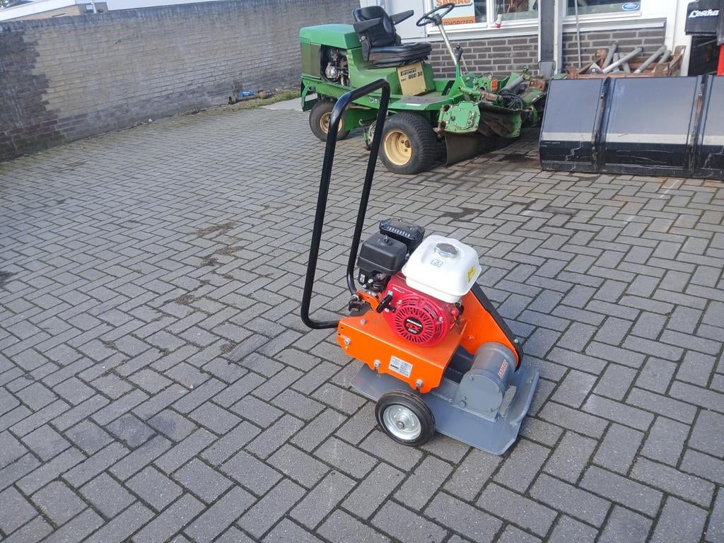 Samac t15 trilplaat met wielstel, Ophalen