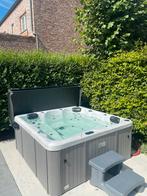 Jacuzzi balboa 5 persoons . Werkend te zien, Ophalen of Verzenden, Zo goed als nieuw