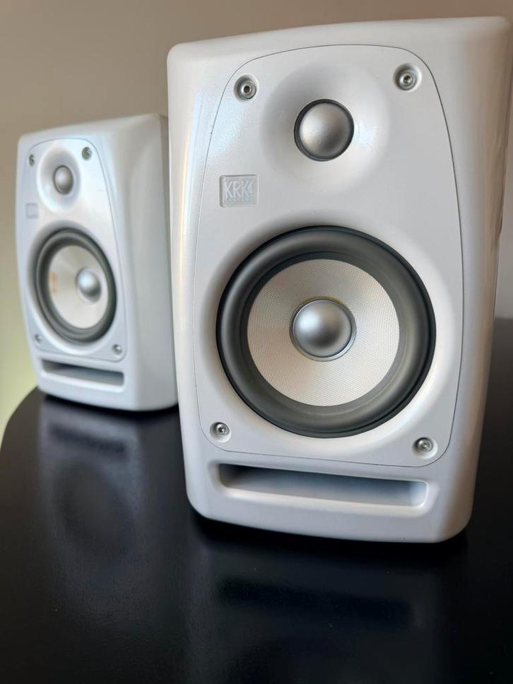 KRK Rokit RP5 G3 White Noise Limited Edition – Set van 2, Audio, Tv en Foto, Luidsprekers, Gebruikt, Front, Rear of Stereo speakers