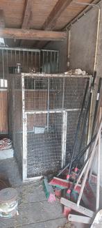 Grote oude ijzeren voliere, Ophalen