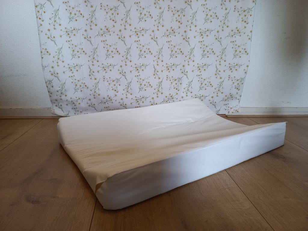 Aankleedkussen, Kinderen en Baby's, Badjes en Verzorging, Ophalen, Gebruikt, Aankleedkussen