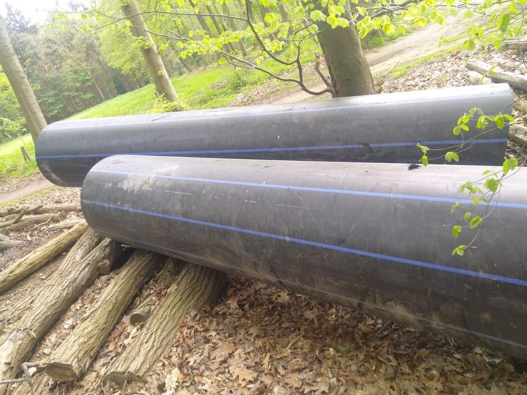 PE buis duikerbuis - 2 stuks (4.68m & 5.60m), Doe-het-zelf en Verbouw, Buizen en Afvoer, Ophalen of Verzenden