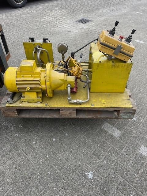 Elin hydro unit met besturing, Ophalen, Gebruikt