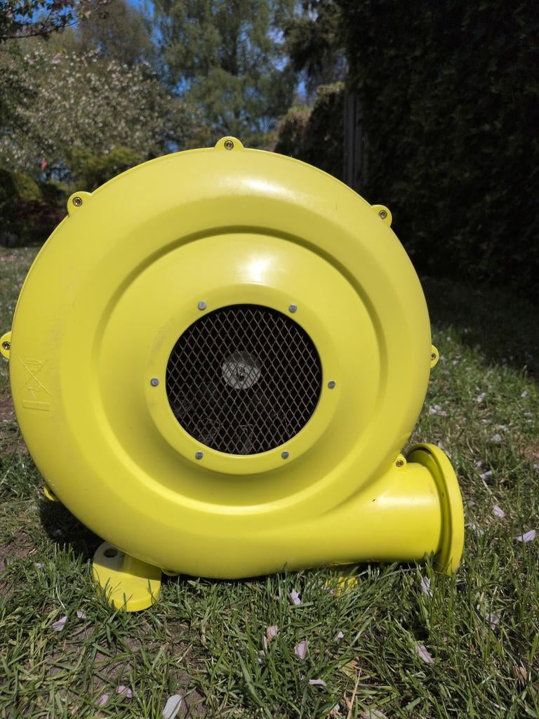 Pomp / ventilator voor luchtkussen, Ophalen, Zo goed als nieuw