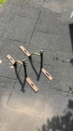 2 smeedijzeren beugels koper klok of plank, Ophalen of Verzenden, Minder dan 50 mm
