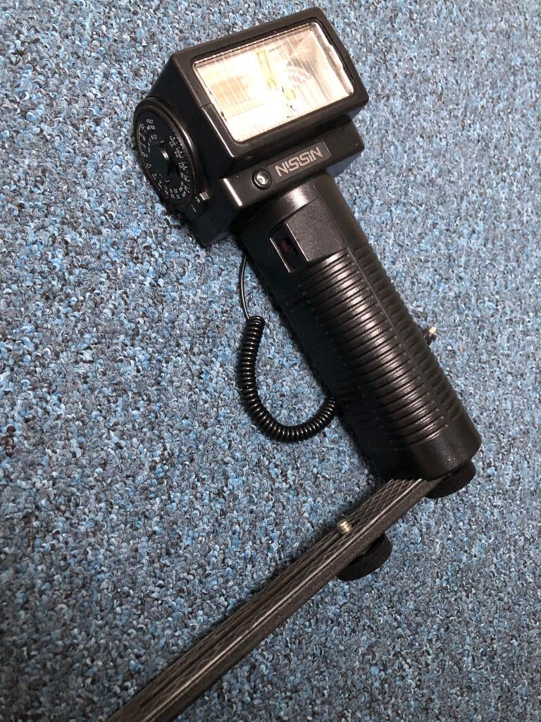 Nissin flitser voor camera, Ophalen, Zo goed als nieuw, Overige merken