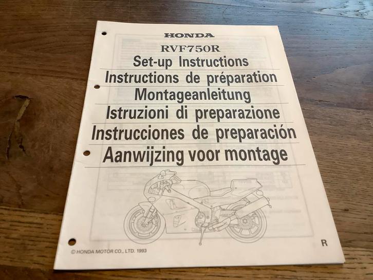 Honda RVF750R Handleiding / Instructies. 1993., Motoren, Handleidingen en Instructieboekjes, Honda, Verzenden