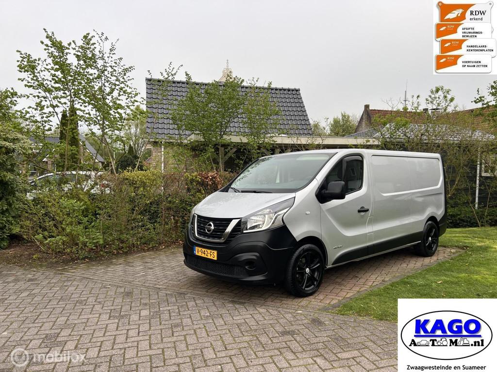 Nette Nissan NV300 1.6dCi 120 L2H1 2017 Marge Vivaro/traffic, Auto's, Bestelauto's, 121 pk, Euro 6, 4 cilinders, 2000 kg