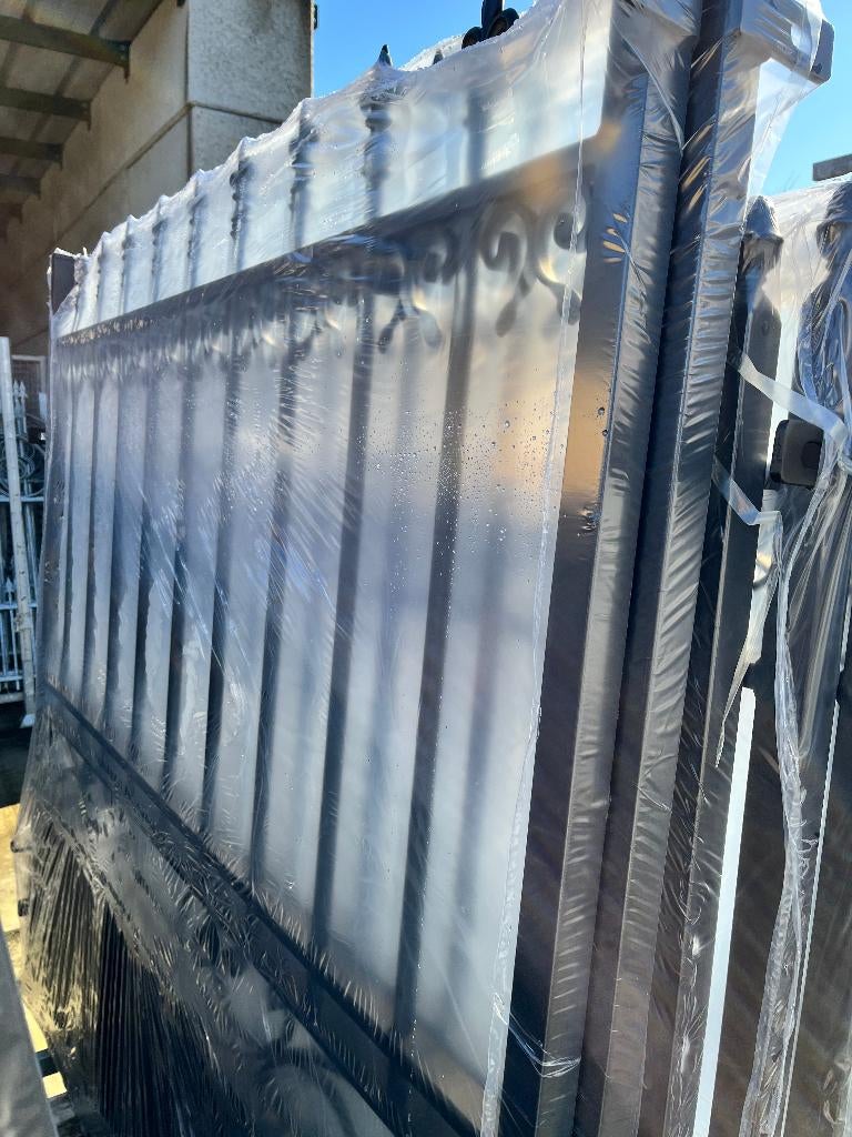 dubbele nieuwe sierpoort met slot, Ophalen, Nieuw, 150 tot 200 cm, IJzer