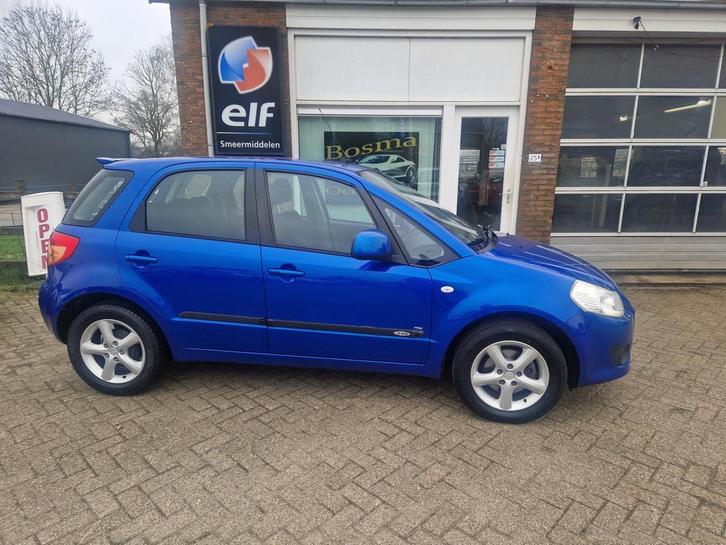 Suzuki SX4 1.6i "Exclusive" Airco - Trekhaak -Lm velgen - Ap, Auto's, Suzuki, Te koop, SX4, ABS, Airbags, Airconditioning, Alarm