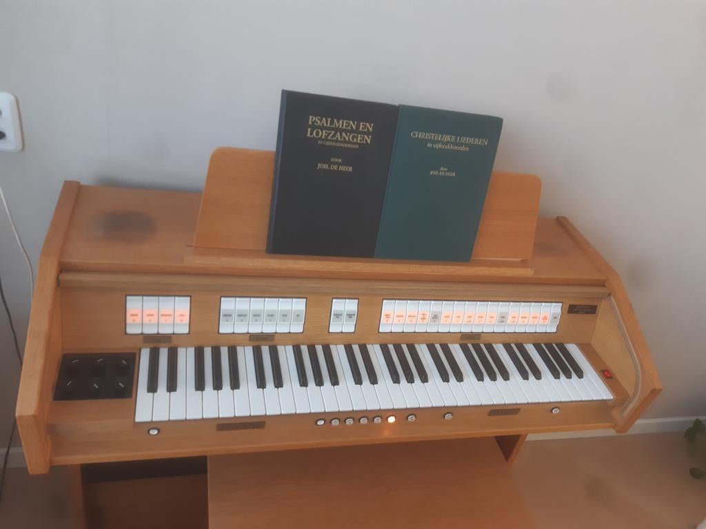 Orgel, Content D4100, 1 klavier, Muziek en Instrumenten, Orgels, Ophalen of Verzenden, 2 klavieren, Orgel