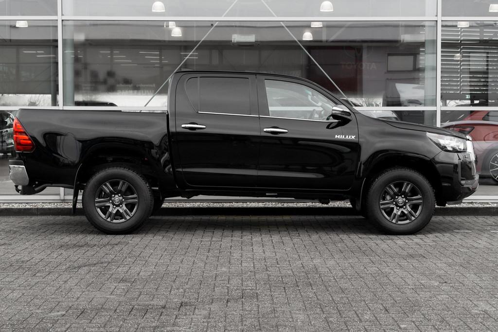 Toyota HiLux 2.4 D-4D Double Cab Professional BPM VRIJ, Auto's, Toyota, Automaat, Stof, Gebruikt, Euro 6