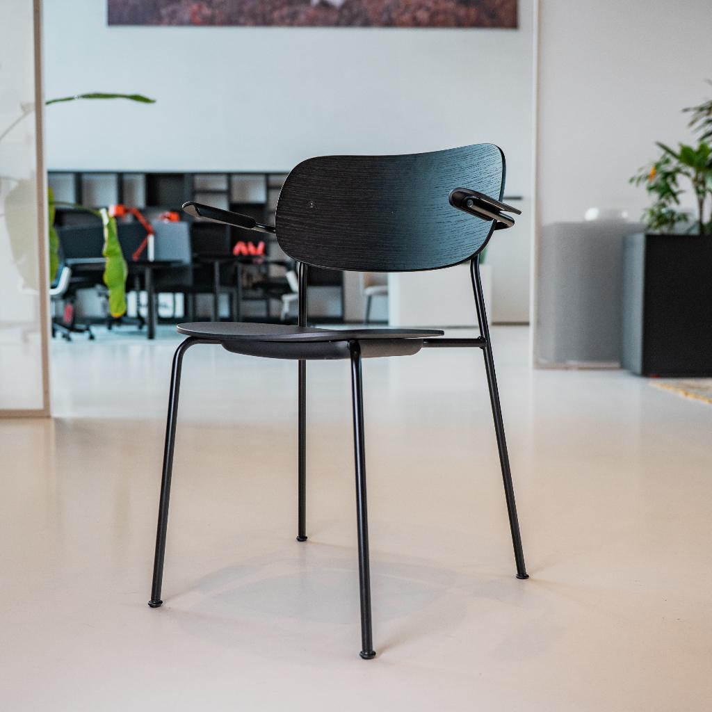 Vitra Moca Chair, Ophalen, Zwart, Zo goed als nieuw, Eén
