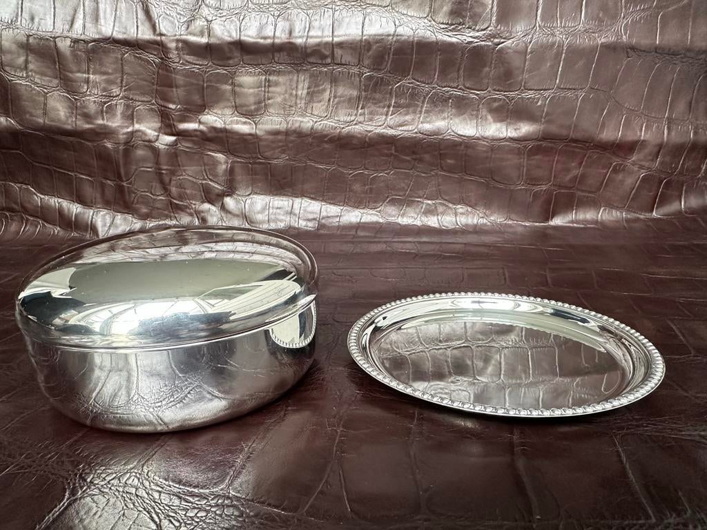 Zilverkleurige doos met deksel en dienblad, Ophalen of Verzenden, Zilver