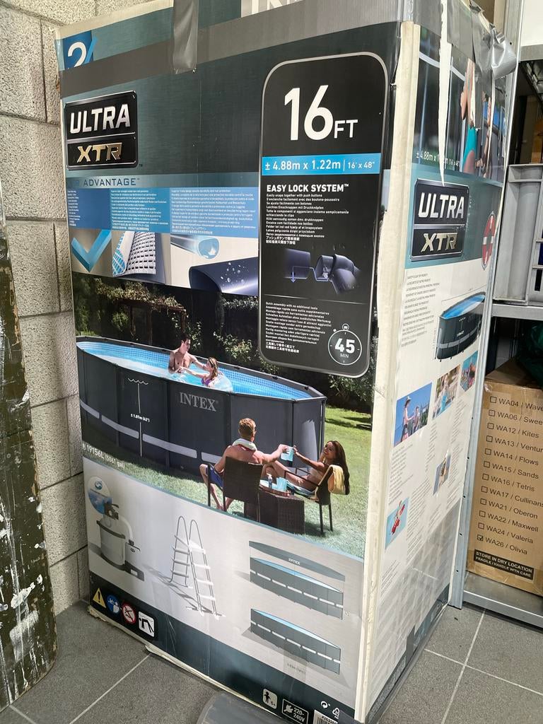 INTEX Ultra XTR zwembad met toebehoren, Gebruikt, Rond, 300 cm of meer, Ophalen