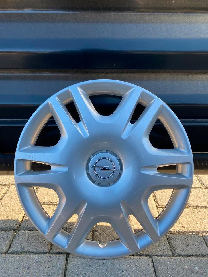 1 originele Opel Corsa E wieldop 16” inch, Auto diversen, Wieldoppen, Zo goed als nieuw, Ophalen of Verzenden