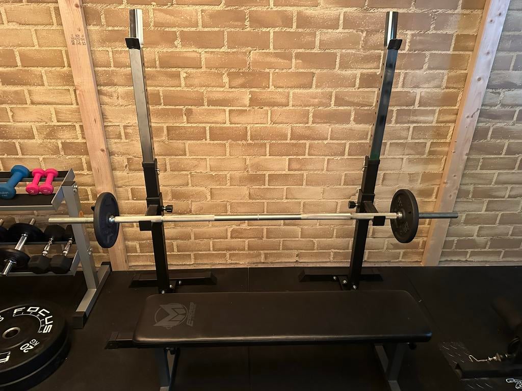 Squatrek met halterbank en gewichten - Complete set, Gebruikt, Krachtstation, Armen, Ophalen of Verzenden