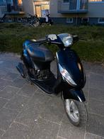 Piaggio zip 125cc skr, Fietsen en Brommers, Scooters | Piaggio, Ophalen, Zo goed als nieuw, Benzine, Zip