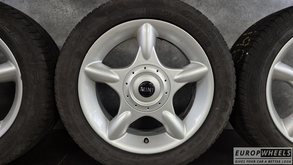 16 inch Mini Cooper One Clubman R55 R56 R50 Zomerbanden, Auto-onderdelen, Banden en Velgen, Gebruikt, -, Banden en Velgen, Ophalen of Verzenden