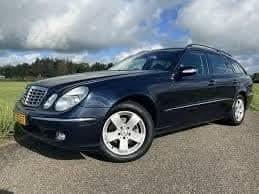 Mercedes-Benz E-Klasse 2.7 CDI E270 Combi AUT 2003 Blauw, Auto's, Mercedes-Benz, Automaat, Achterwielaandrijving, Blauw, 163 pk