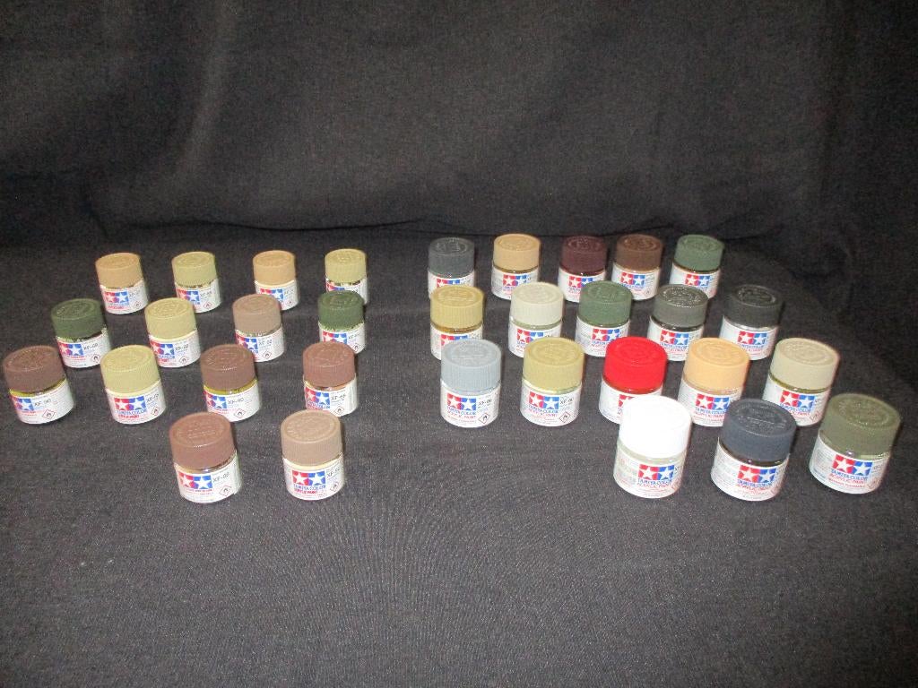 H-107,PARTIJ TAMIYA SURFACE PRIMER ENZ,TAMIYA VERF POTJES, Ophalen of Verzenden, Gebruikt, 1:35 tot 1:50