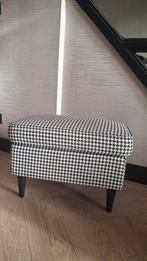 Ikea Strandmon voetenbank - Zwart/Wit Pepita, Ophalen, Klassiek, Minder dan 50 cm, Zo goed als nieuw