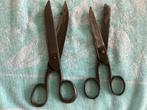 Antieke robuuste kleermakers scharen,23 en 20 cm., Ophalen of Verzenden